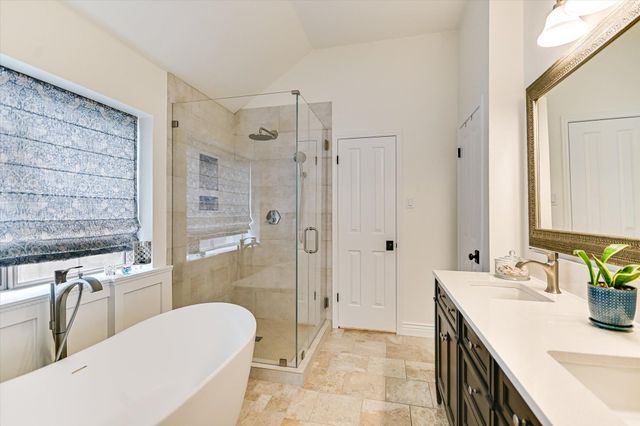 9225 Edwardson LN, Austin, TX 78749