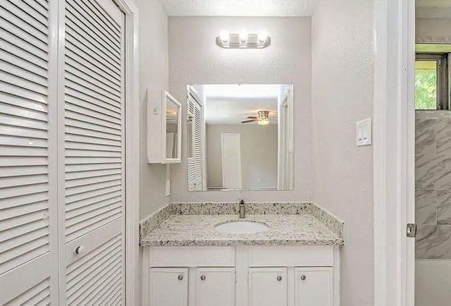 16818 Dutch Ridge Drive, Sugar Land, TX 77498