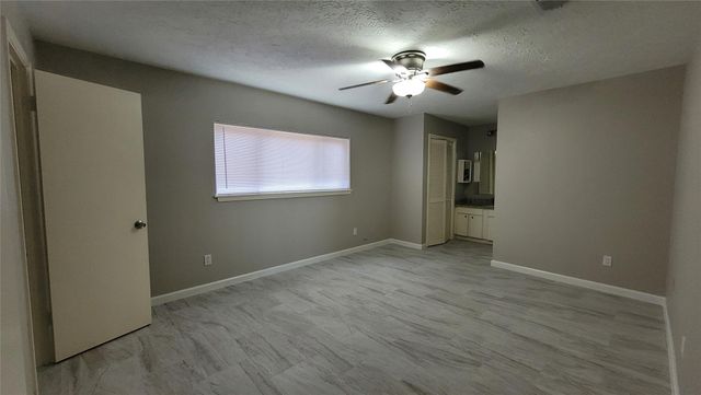 16818 Dutch Ridge Drive, Sugar Land, TX 77498