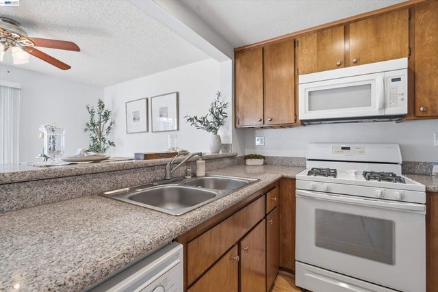 2013 Galloway Cmn, Livermore, CA 94551