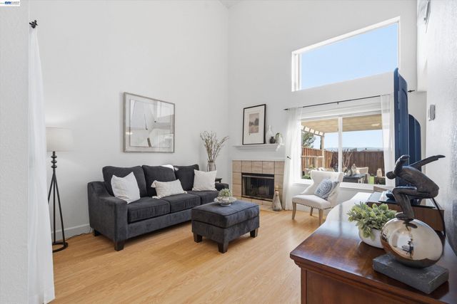 2013 Galloway Cmn, Livermore, CA 94551