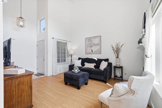 2013 Galloway Cmn, Livermore, CA 94551