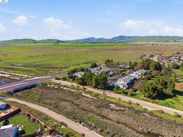 2013 Galloway Cmn, Livermore, CA 94551