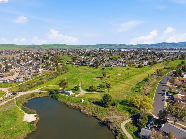 2013 Galloway Cmn, Livermore, CA 94551