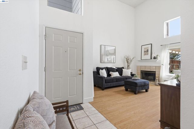 2013 Galloway Cmn, Livermore, CA 94551