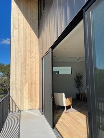 3406 E 17th ST 12, Austin, TX 78721