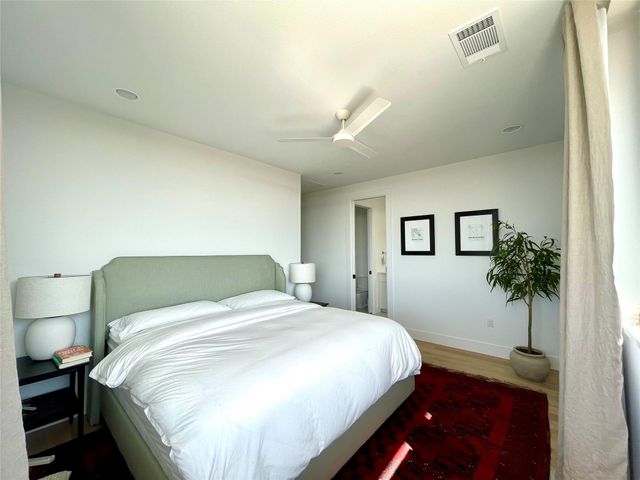 3406 E 17th ST 12, Austin, TX 78721