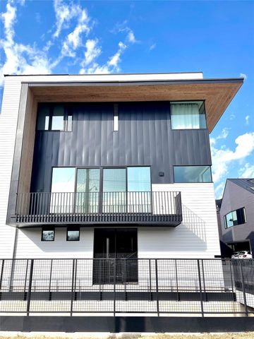 3406 E 17th ST 12, Austin, TX 78721