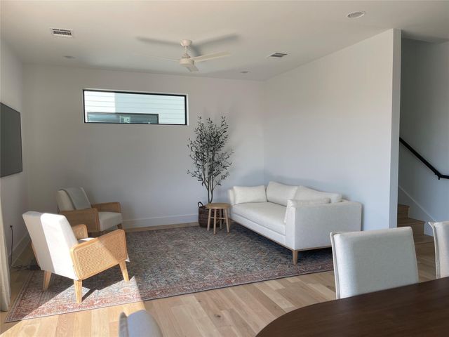 3406 E 17th ST 12, Austin, TX 78721