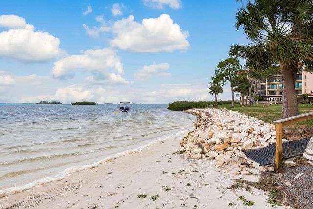 2700 BAYSHORE BOULEVARD 3201, Dunedin, FL 34698