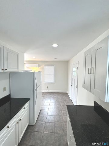 93 New Canaan Avenue 1A, Norwalk, CT 06850