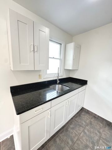 93 New Canaan Avenue 1A, Norwalk, CT 06850