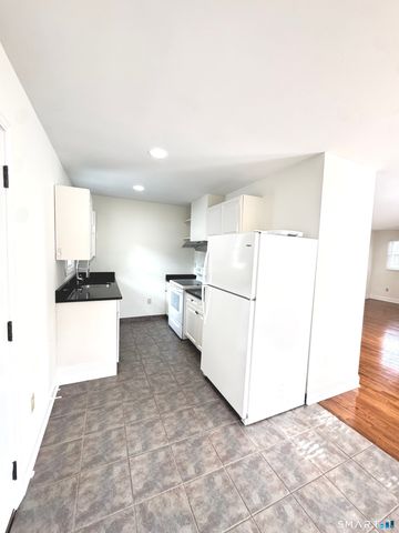 93 New Canaan Avenue 1A, Norwalk, CT 06850