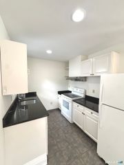 93 New Canaan Avenue 1A, Norwalk, CT 06850