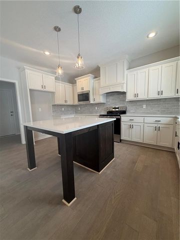 11382 S Langley Street, Olathe, KS 66061