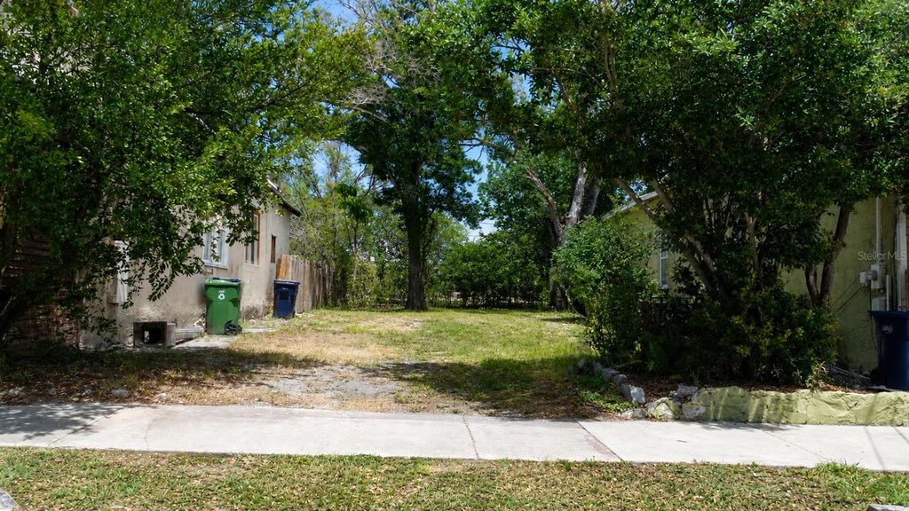 2308 E 11TH AVENUE, Tampa, FL 33605