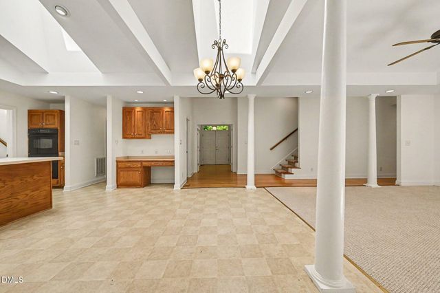 1021 Reaves Drive, Chapel Hill, NC 27516