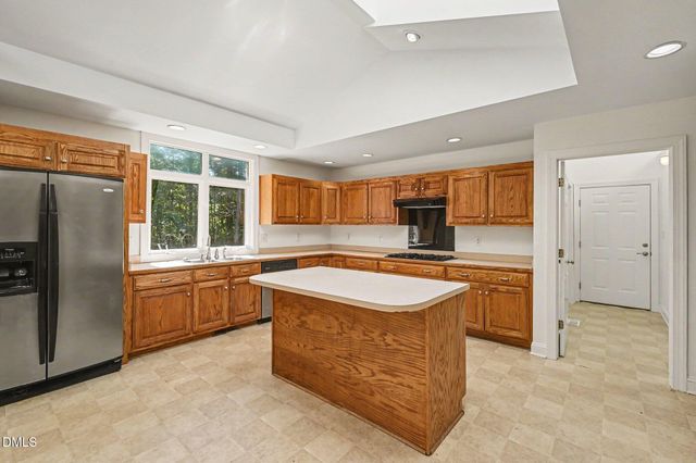 1021 Reaves Drive, Chapel Hill, NC 27516