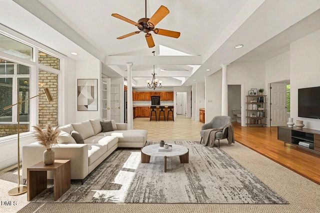 1021 Reaves Drive, Chapel Hill, NC 27516