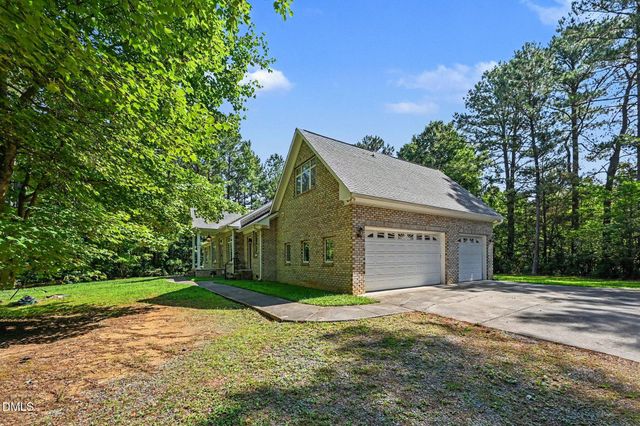1021 Reaves Drive, Chapel Hill, NC 27516
