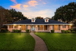 309 Hillcrest Drive, Midlothian, TX 76065