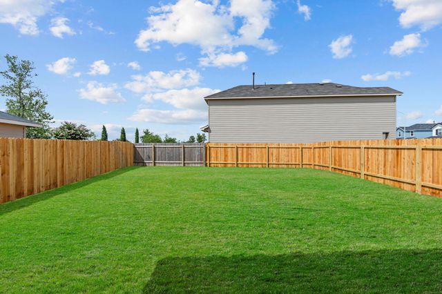 204 Varner WAY, Maxwell, TX 78656