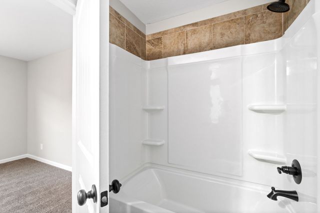 491 Palmer Dr Apt C, Clarksville, TN 37040