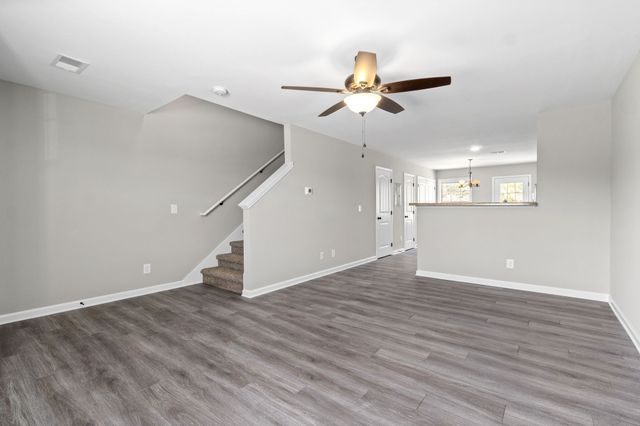 491 Palmer Dr Apt C, Clarksville, TN 37040