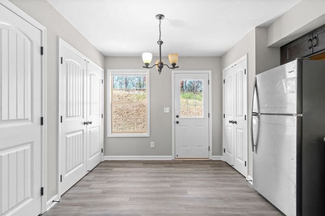 491 Palmer Dr Apt C, Clarksville, TN 37040