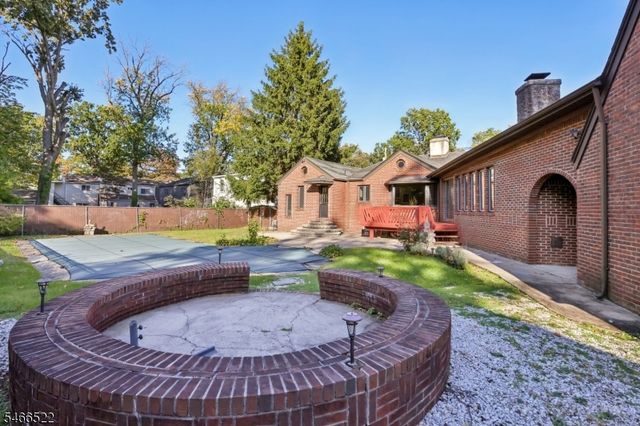 97 Amherst Ave, Woodbridge Twp., NJ 07067