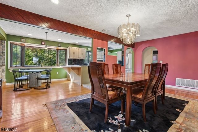 97 Amherst Ave, Woodbridge Twp., NJ 07067