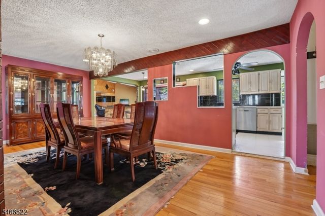 97 Amherst Ave, Woodbridge Twp., NJ 07067