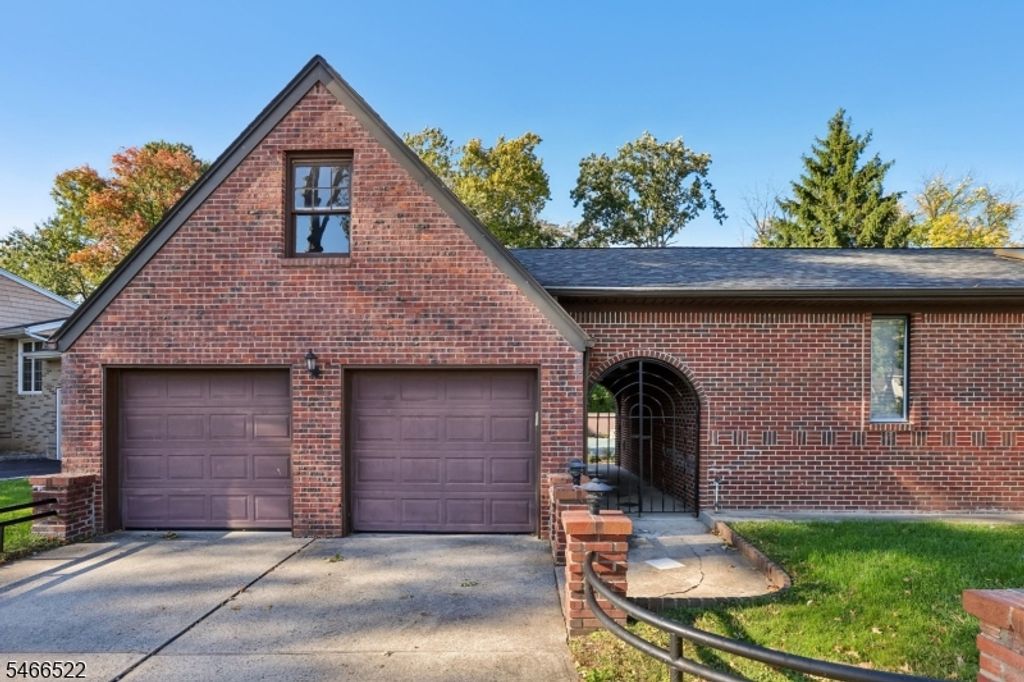 97 Amherst Ave, Woodbridge Twp., NJ 07067 — photo 5