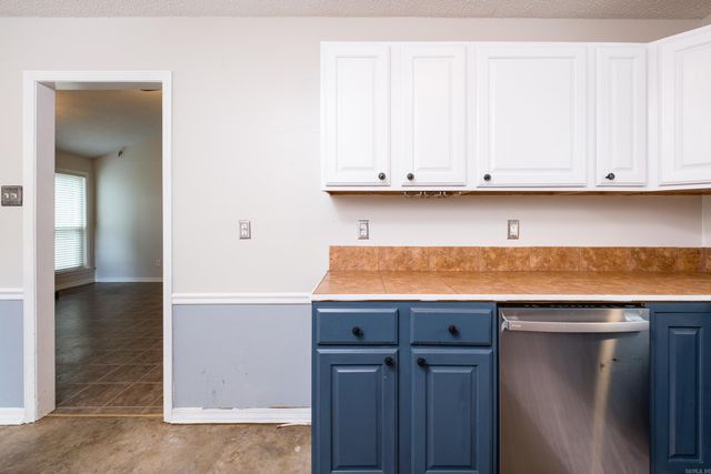 26 Wagon Wheel Ct, Little Rock, AR 72211