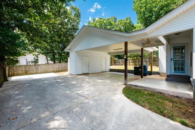 26 Wagon Wheel Ct, Little Rock, AR 72211