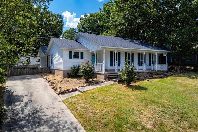 26 Wagon Wheel Ct, Little Rock, AR 72211