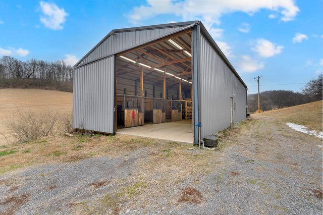 1220 Normandy Rd, Normandy, TN 37360