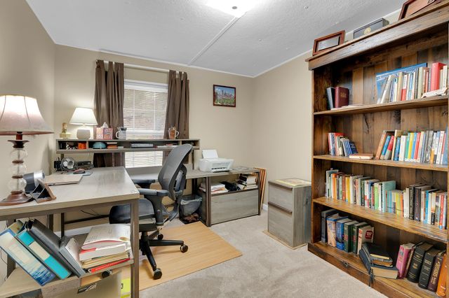 1220 Normandy Rd, Normandy, TN 37360