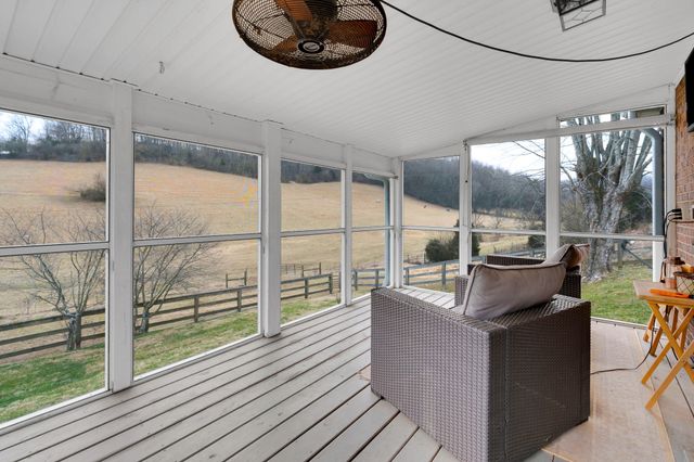 1220 Normandy Rd, Normandy, TN 37360