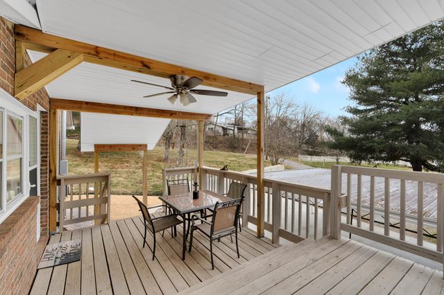 1220 Normandy Rd, Normandy, TN 37360