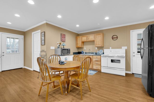 1220 Normandy Rd, Normandy, TN 37360