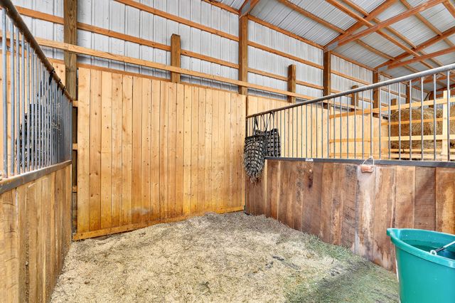 1220 Normandy Rd, Normandy, TN 37360