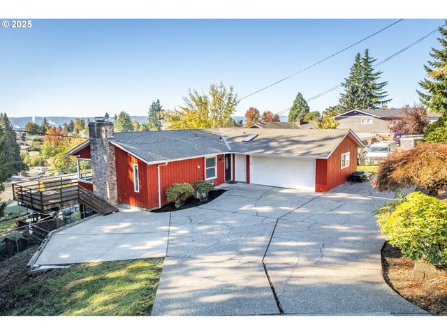 2012 SUNRISE St, Kelso, WA 98626