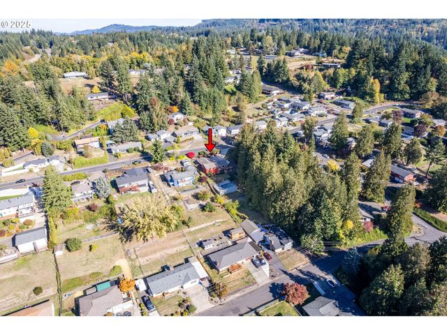 2012 SUNRISE St, Kelso, WA 98626