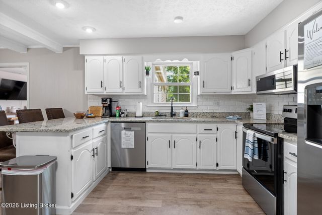 2085 Frankfort Rd, Shelbyville, KY 40065