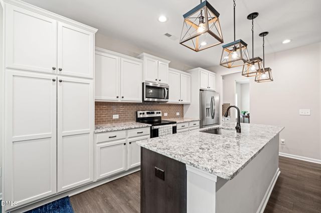 1213 Huffington Oak Drive, Willow Springs, NC 27592