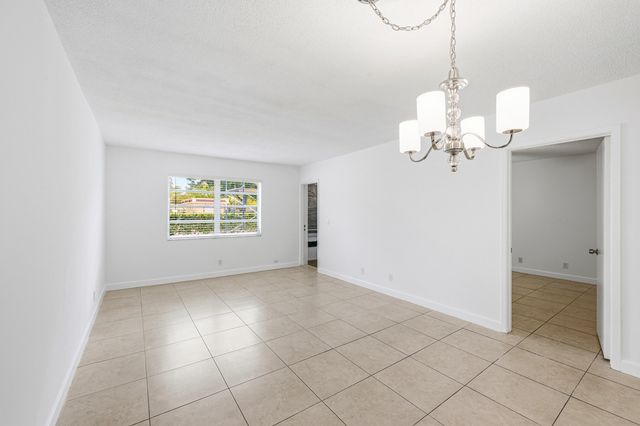200 Ashbury Road 106, Hollywood, FL 33024