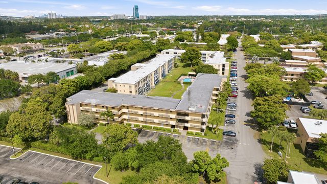 200 Ashbury Road 106, Hollywood, FL 33024