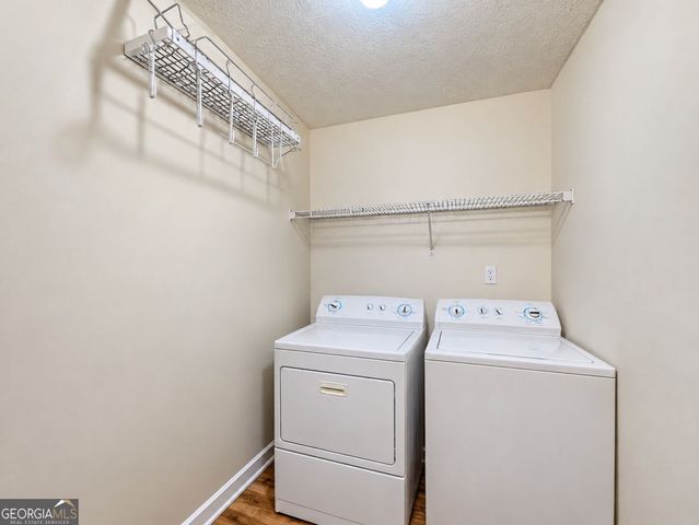 3172 Rockview Drive, Loganville, GA 30052