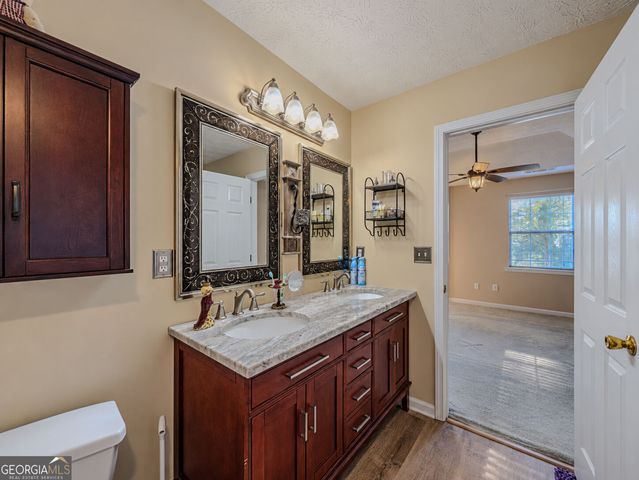 3172 Rockview Drive, Loganville, GA 30052